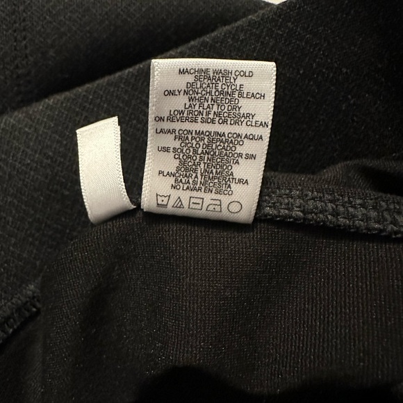 DKNY Jeans - Picture 6 of 6